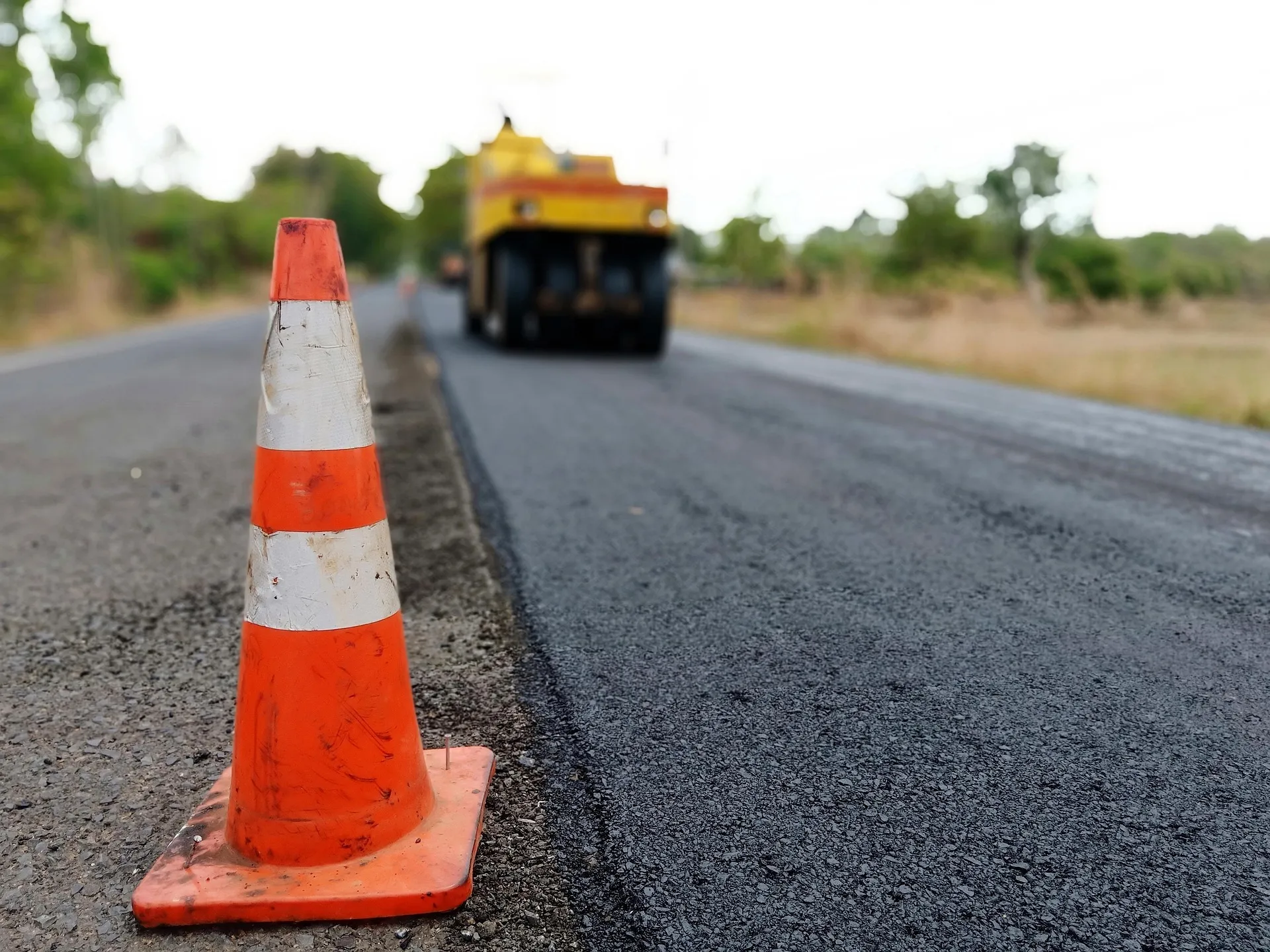 Private asphalt roads, lanes, and approaches in Pocatello, built with a base that can carry real traffic.